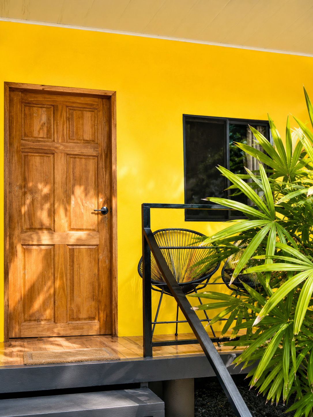 Cabina entry porch at Cabinas Kiamimi